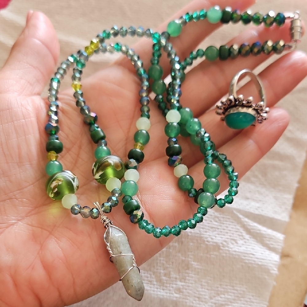 2pce Adventurine Art Glass Jade & Jadite Pendent Necklace W/ Matching Ring